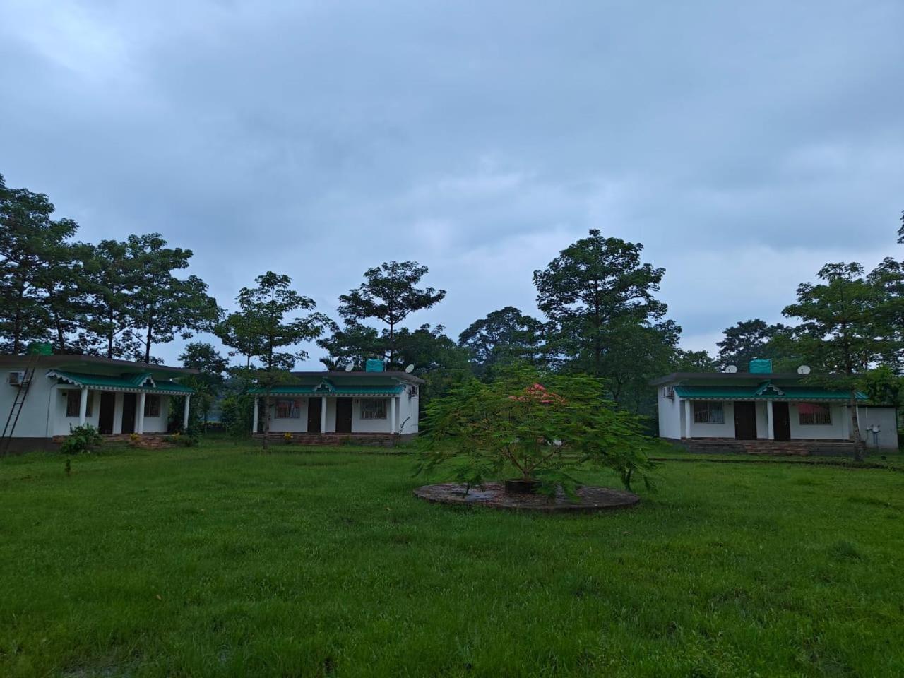 Jaldapara Eco Resorts By Stayapart Madari Hat Eksteriør bilde